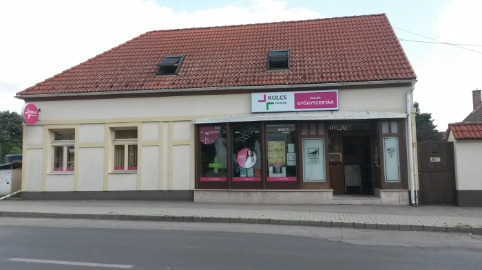 Hollós Gyógyszertár