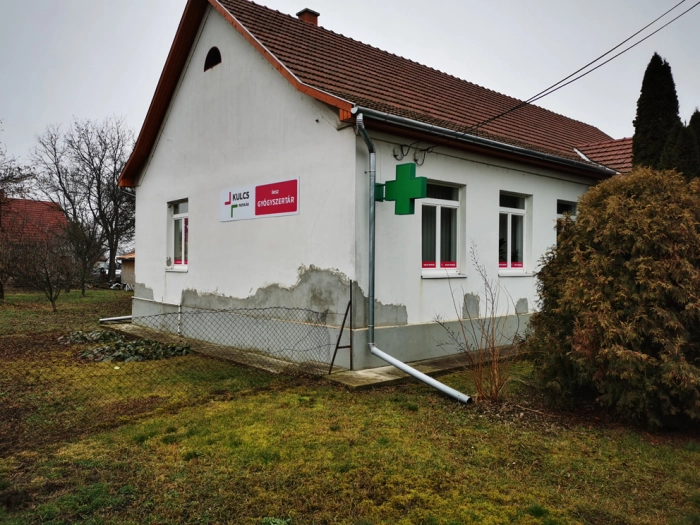 Írisz Gyógyszertár